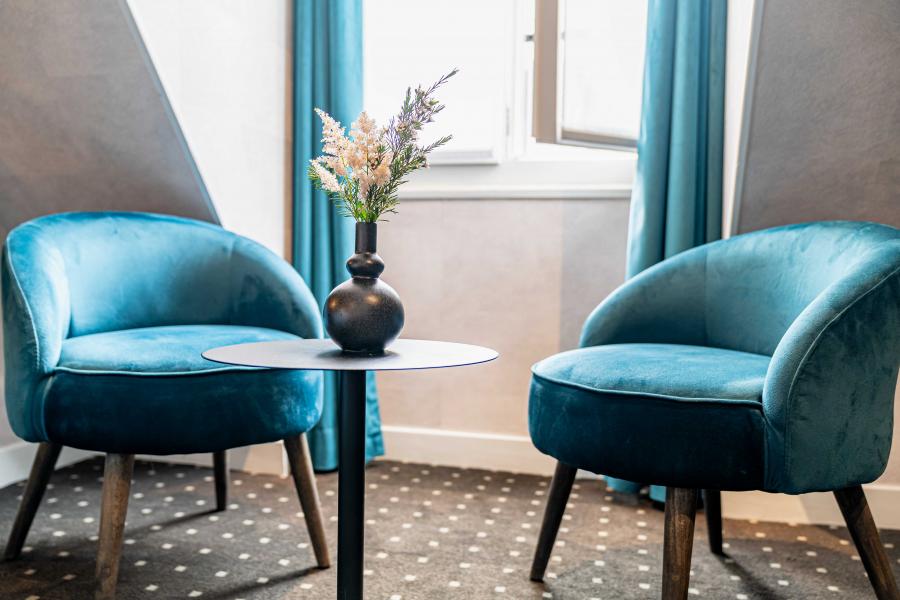 Hôtel De La Paix - Chambre Supérieure sous les toits de Paris